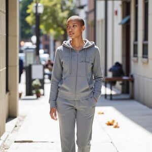DKNY Sweatshirt & Sweatpants Set